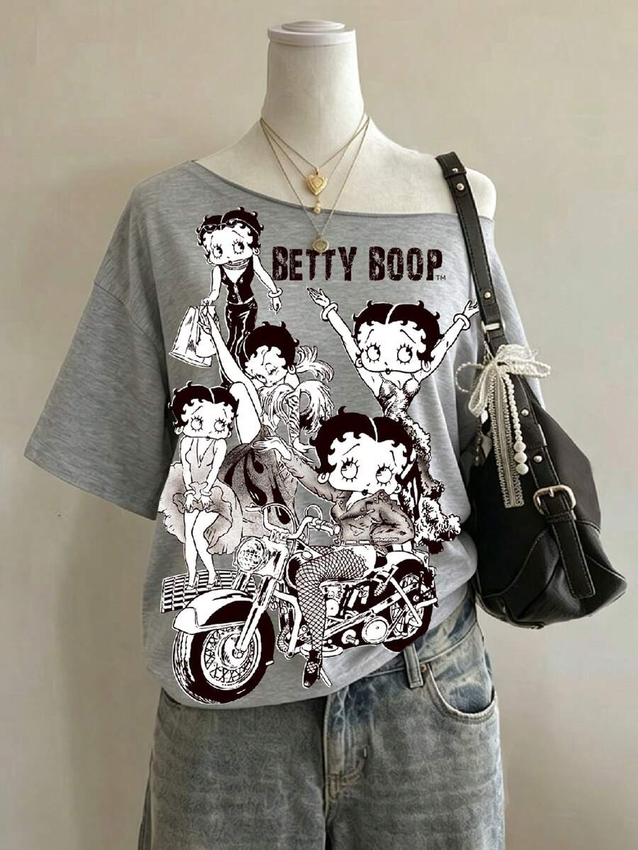 Attitoon Betty Boop x SHEIN 休閒極簡復古龐克 Y2K 百搭派對黑白斑駁機車英文字母印花女款露肩落肩短袖寬鬆 T 恤，音樂節哥德風夏季出遊穿搭 - 彩色 - 查看 1