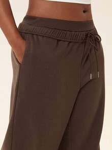 Voyena Women's Plus Size Minimalist Casual Drawstring Waist Pocket Leggings - Coffee Brown - View 5