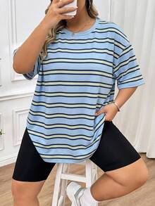 SHEIN CURVE+ Plus Size Camouflage Printed Round Neck Short Sleeved Casual Soft Form T-Shirt Summer 2026 22W Homewear Brunch Office Navy Blue - Blue - View 4