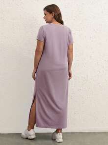 SHEIN BASICS 大碼純色開衩大腿 T-shirt 洋裝 夏季淺紫色女款洋裝 寬鬆休閒優雅穿搭 適合約會之夜、辦公室、牛仔節、早午餐、度假 - 淺灰紫 - 查看 3