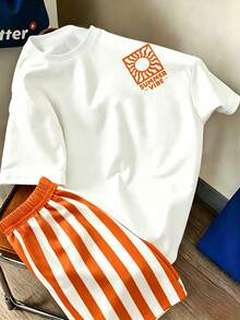 SHEIN 條紋與太陽夏季英文圖案短袖上衣與短褲套裝，春夏休閒戶外運動圖案設計，適合戶外野餐、街拍、度假風、日常穿著，夏季服飾 - 彩色 - 查看 7