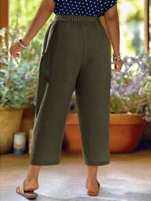 EMERY ROSE Pantalones Capri Minimalistas Casuales de Talla Grande con Botones en el Bajo y Bolsillos - Verde militar - Ver 2