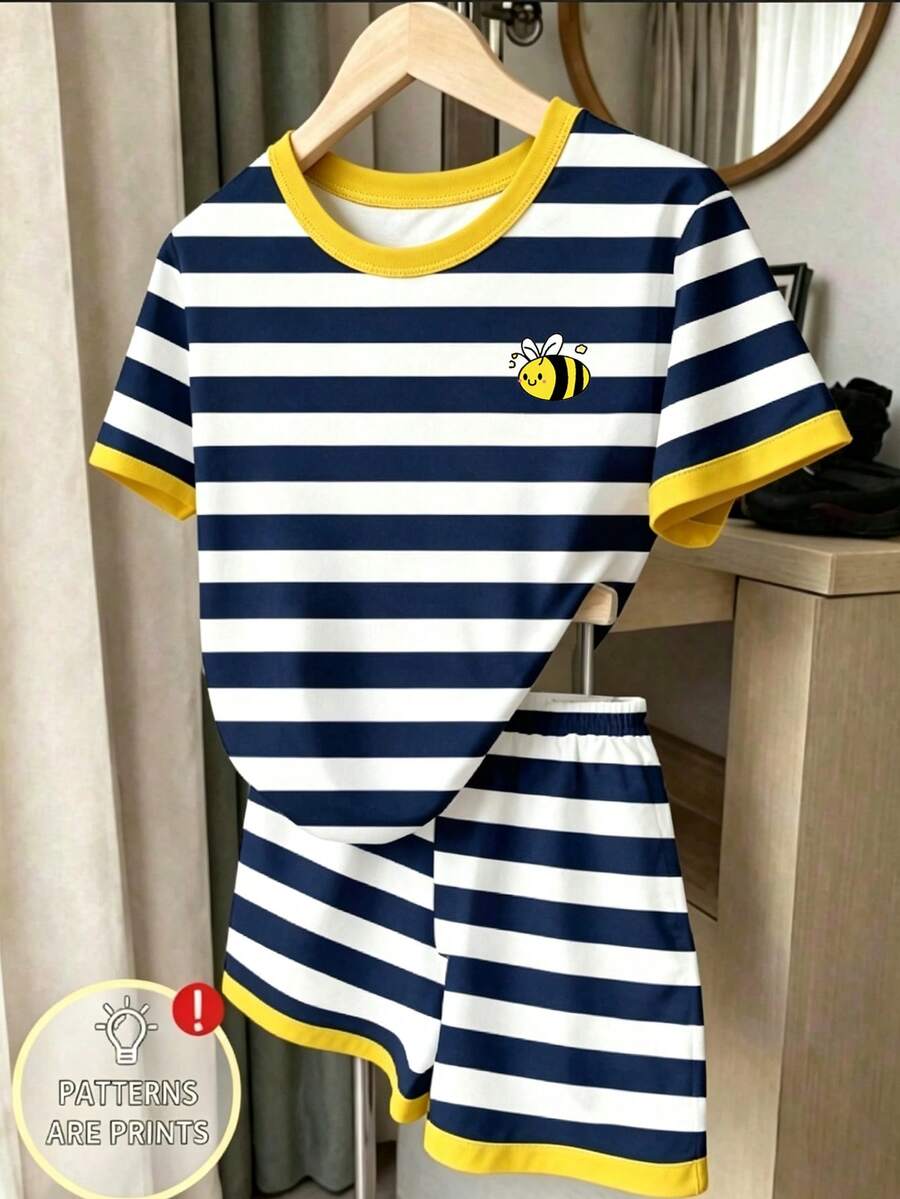 SHEIN 女童 2 件組休閒復古彩色條紋蜜蜂印花圓領短袖 T 恤與短褲套裝,舒適春夏風格,適合日常穿著,復古水果條紋經典四季穿搭,適用春夏秋冬 - 白色 - 查看 1
