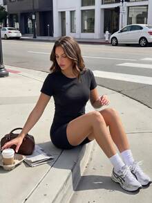 SHEIN Sports Casual Athleisure Athletic Basic Versatile Round Neck Short Sleeve Sports T-Shirt For Outdoor Gym Workout Fitness Black Summer - Black - View 5
