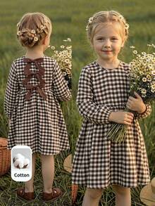 SHEIN LMoss Kids LMoss 女童可愛 90 年代格紋長袖洋裝，背面蝴蝶結裝飾，秋季服飾，棕色 - 彩色 - 查看 5