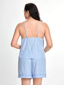 Slumbrini Set Piyama Wanita Ukuran Besar dengan Atasan Camisole dan Celana Pendek Motif Garis-garis - Blue and White - View 2