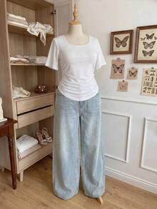 Comfortcana 春夏新款休閒通勤派對音樂節返校畢業高街居家逛店多場合穿搭葉片短袖抽褶腰曲線下擺高彈針織白色大尺碼T恤 - 黑與白 - 查看 6