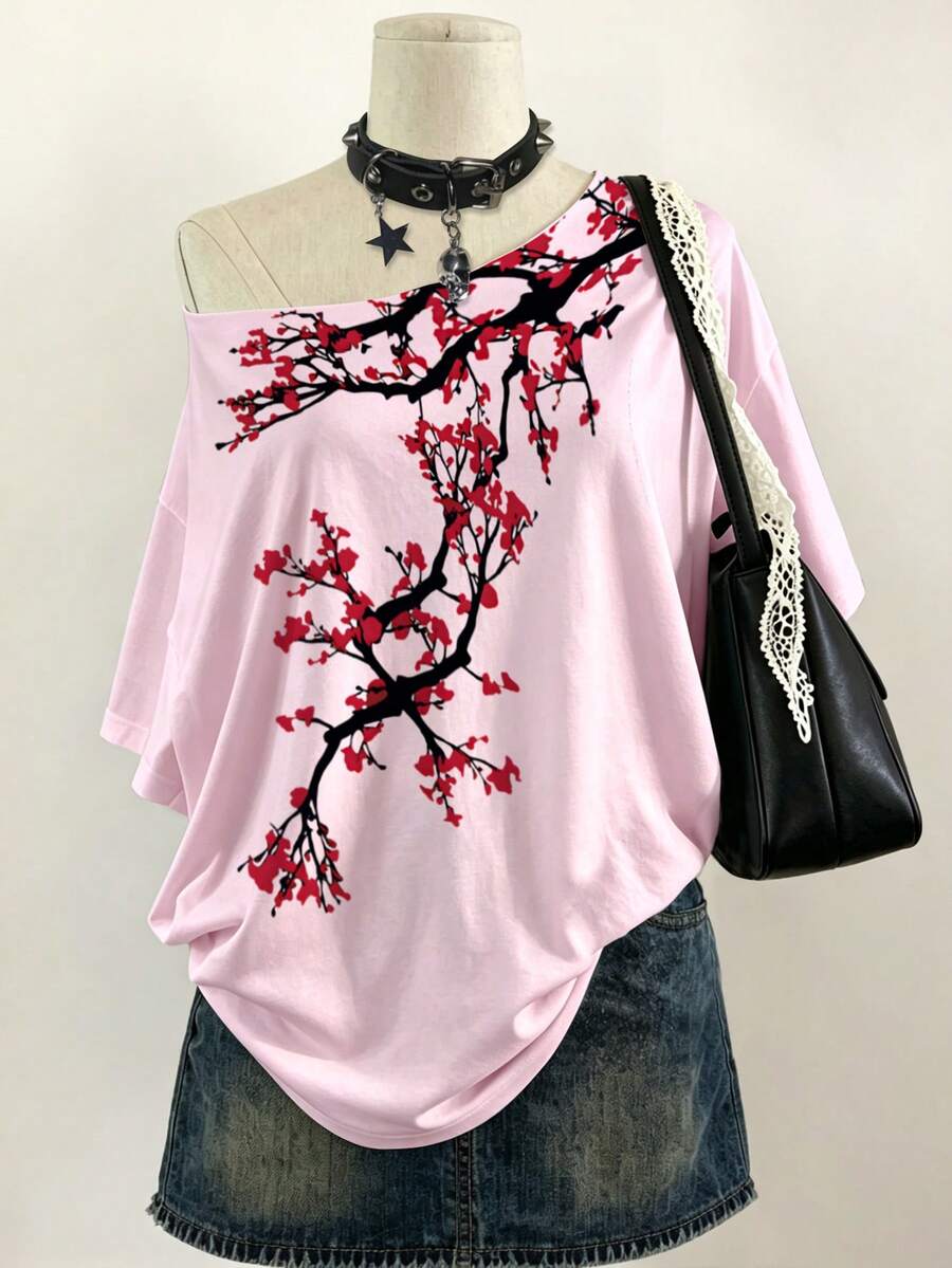 Lalippa 女款寬鬆不對稱肩 T恤,女款不對稱肩上衣,梅花圖案,女裝,夏季上衣,Y2K 上衣,復古 T恤,中式風格上衣,現正流行,時尚上衣 - 彩色 - 查看 1