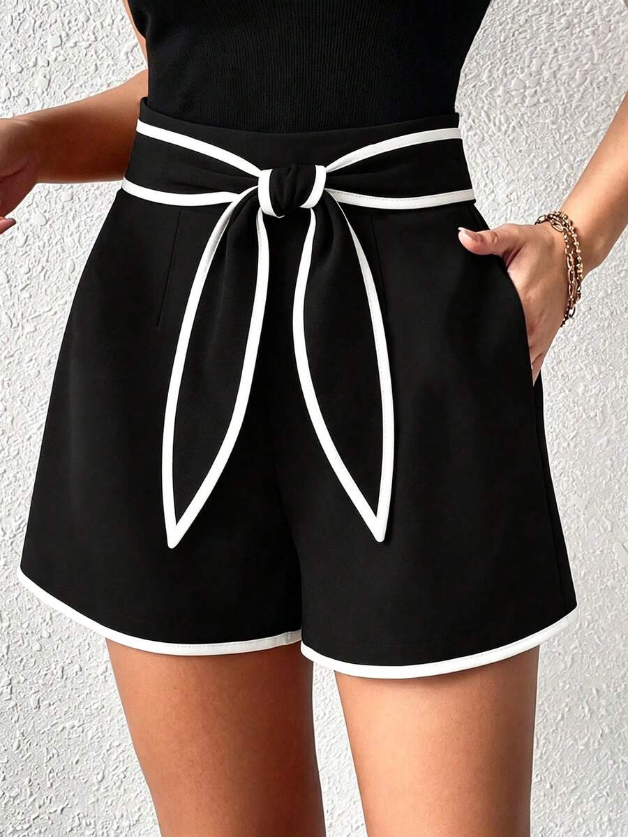 GlowEve CURVE Plus Size Casual Elegant Versatile Color Block Shorts For Women Beach Vacation Black And White Summer - Black and White - View 1