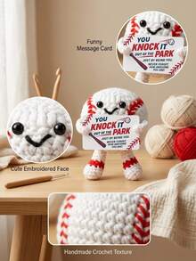 POKOJA LAND 1 Ornamento da scrivania realizzato a mano all'uncinetto: Design divertente a forma di Kimchi - Perfetto come regalo di ringraziamento per fidanzati, fidanzate, colleghi o familiari; Ideale per esprimere apprezzamento, mostrare supporto, feste creative, vacanze, giocattoli di peluche per bambini o decorazione della stanza - Multicolore - Visualizzare 2