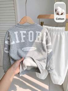 SHEIN Little Byeori 1件兒童青少年男孩休閒學院風舒適時尚極簡街頭風寬鬆實用百搭大字母圖案厚款運動衫，適合日常穿著、上學、旅行、運動，秋冬款 - 淺藍色 - 查看 4