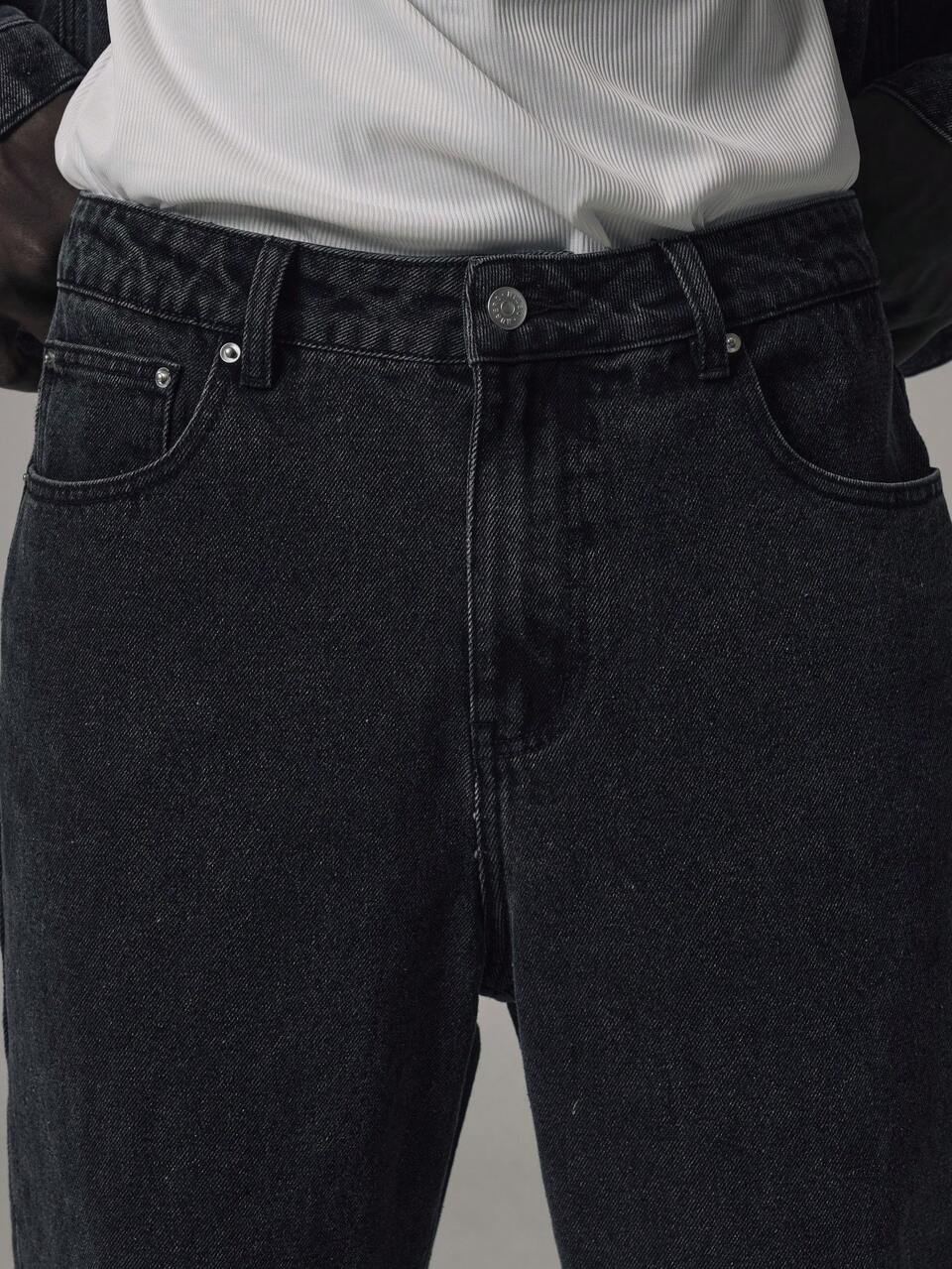 Regular Fit Denim Jeans Silver Hardwear Black Leather Patc Deatil Spring Summer Essentials