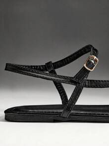 Denimoi Women Comfortable Round-Toe Flat Sandal With Thin-Strap And Toe Ring For Daily Wear & Vacation Mother's Day Present For Christmas Valentine's Day Summer Shoes - Black - View 7