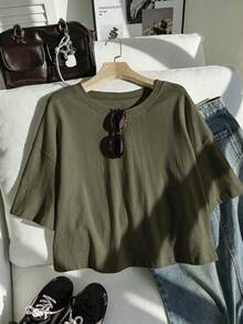 Comfortcana Solid Olive Green Dropped Shoulder Casual Cropped Plus Size T-Shirt - Army Green - View 5