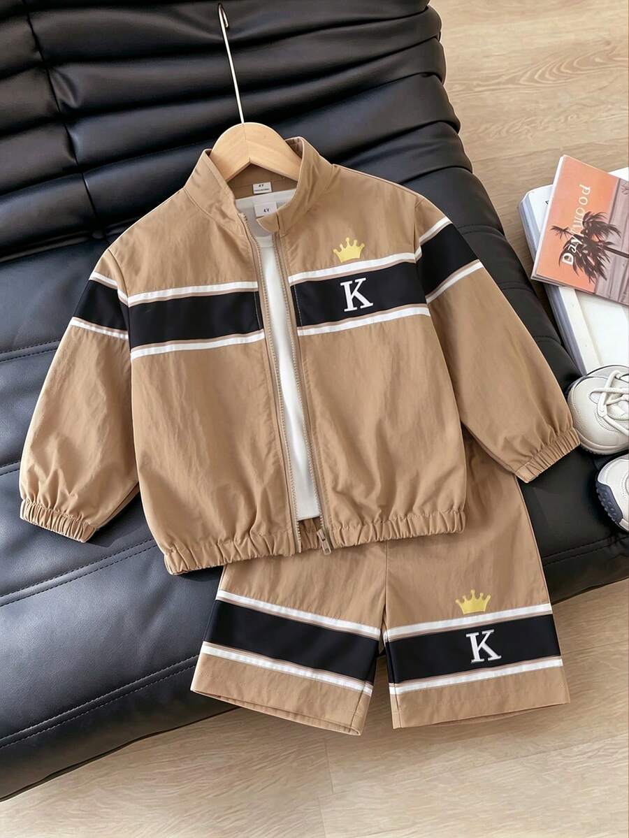 SHEIN 2件組男孩套裝,春夏秋時尚運動拉鍊開襟外套 + 休閒短褲,適合日常穿著、戶外運動、跑步、徒步、春秋旅行等多種場合 - 卡其色 - 查看 1