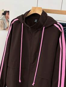 SHEIN EZwear Jaket Berkerudung Bergaris Kontras Cokelat Ukuran Besar untuk Musim Gugur - Chocolate Brown - View 5