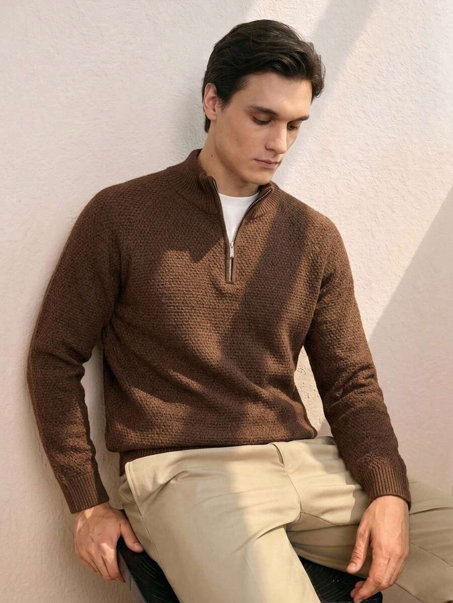 Manfinity Homme 男士純色圓領休閒百搭日常穿著長袖針織衫 - 棕色 - 查看 1