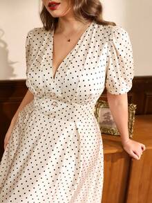 Auvina Fashionable Elegant Commuter Urban OL Style Small Polka Dot V-Neck Petal Sleeve Cinched Waist Plus Size Dress - Apricot - View 3