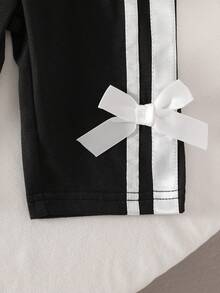 SHEIN 新生女嬰黑白波點時尚可愛休閒套裝 短袖上衣配3D蝴蝶結套裝 適合0-9個月寶寶 假日度假夏季穿著 - 黑與白 - 查看 8