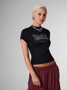 COUREZ Baby Tee With Front Graphic Print Y2K Streetwear Disco Grunge Punk Rock Cute Tops For Women Black Graphic Funny Shirts Casual Going Out Rave Concert - White - View 5