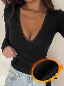DAZY 春夏女款收腰繫帶前襟拼接撞色蕾絲飾邊修身貼身度假街頭休閒T恤 - 黑色 - 查看 1