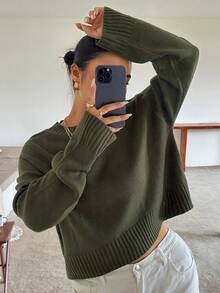 Dazy Plus Solid Color Loose Round Neck Casual Versatile Autumn/Winter Green Pullover Sweater - Dark Green - View 4