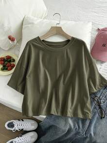 Comfortcana Solid Olive Green Dropped Shoulder Casual Cropped Plus Size T-Shirt - Army Green - View 7