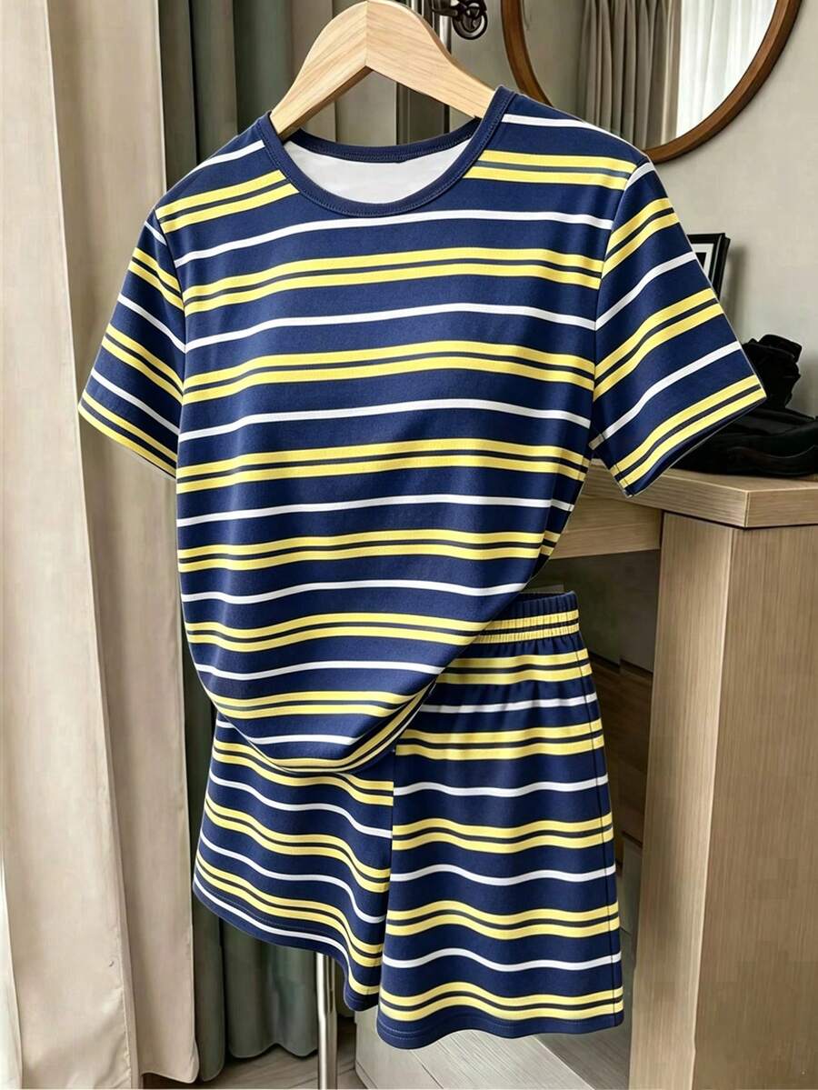 青少年女孩數位條紋短袖上衣與短褲套裝，休閒舒適春夏穿搭，時尚風格，百搭夏季穿著，適合戶外運動、野餐、街拍、居家、校園、節慶，送禮首選，女孩日常穿著 - 彩色 - 查看 1
