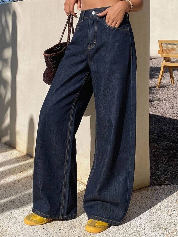 DAZY Women's Loose Korean Style Casual Versatile Bootcut Jeans Petite