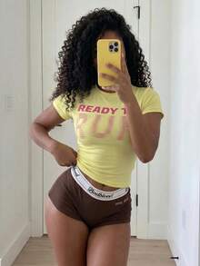 Zolique Letter Print Short Sleeve Slim Fit Sports T-Shirt - Light Yellow - View 3