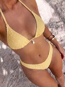 Swim Mod 女款夏季海灘派對度假簡約熱帶性感波西米亞風蕾絲壓紋掛脖三角比基尼上衣 珍珠貝殼吊墜款 + 高衩 - 黃色 - 查看 4