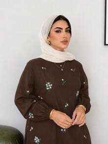 Solavon Plus Size Floral Embroidery Long Dress - Coffee Brown - View 6