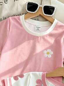 Souflis Souflis 2件裝少女休閒舒適百搭清新簡約甜美個性可愛粉色與白色對比領口袖口滿版碎花印花短袖圓領T恤夏季上衣 - 彩色 - 查看 4