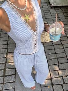 Sunnyshic Ensemble 2 pièces femme printemps été automne, top à col V en coton rayé bleu et blanc avec dentelle blanche contrastante, ceinture à nouer cintrée à la taille et pantalon long, élégant, mignon, romantique, polyvalent pour vacances, trajets, bureau, sorties quotidiennes et rendez-vous - Bleu azur - Voir 4