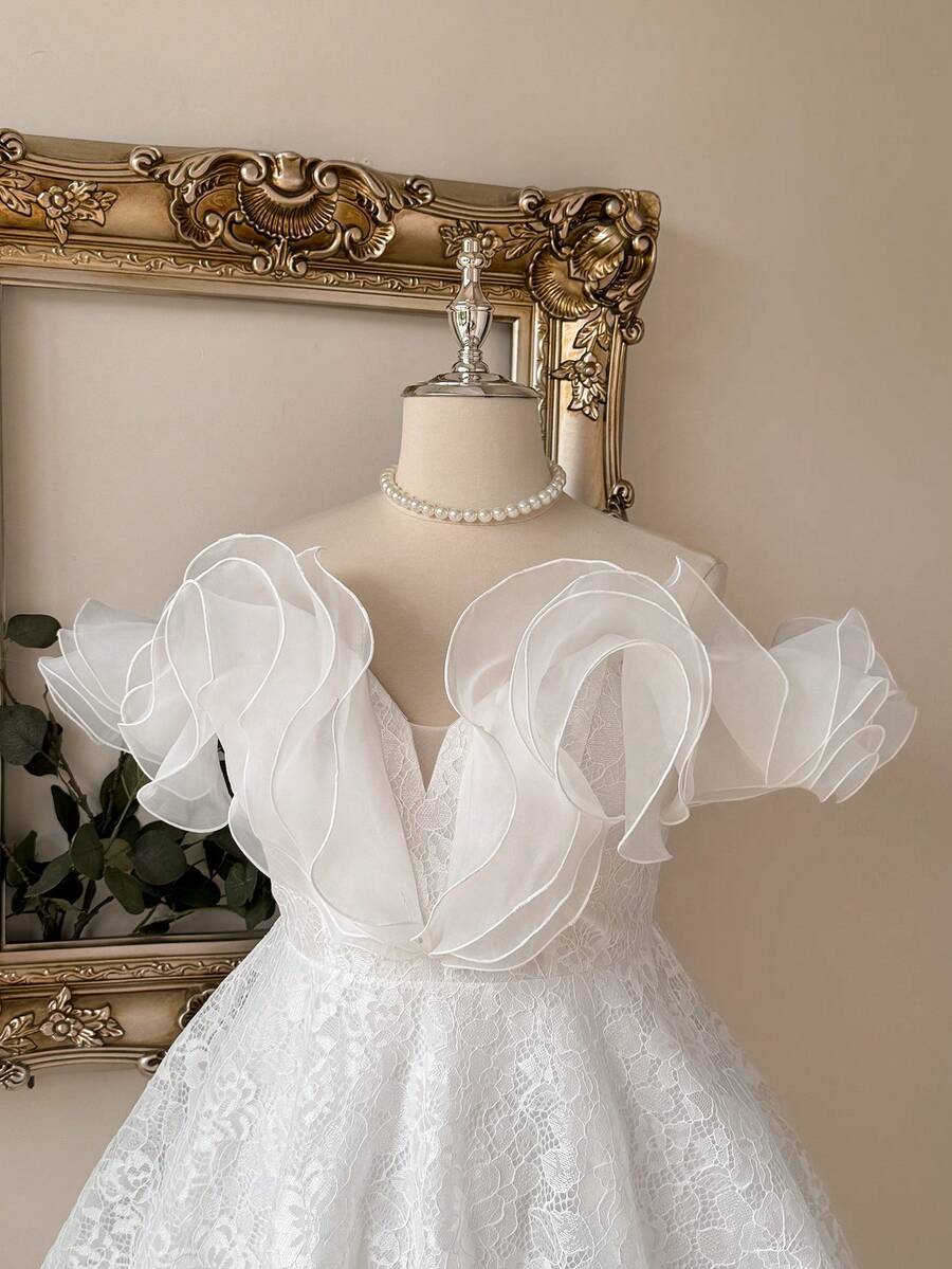 Lovelzi Plus Size Elegant White Lace Embroidery Patchwork Organza Sheer Cold Shoulder Full Skirt Dress Wedding Bridal Winter
