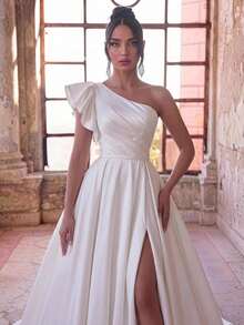Glamrae Elegant White Glossy Satin Minimalist Asymmetric Shoulder Ruffle Sleeve Fitted Ruched Bodice High Waist Oversized A-Line Skirt With Train Side Slit - White - View 4