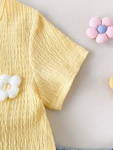 SHEIN Elladie kids 女童休閒可愛圓領標準肩 3D 花朵裝飾 T恤與純色牛仔裙套裝，夏季返校穿搭 - 黃色 - 查看 7