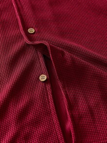 Manfinity VCAY 男士單排扣休閒百搭短袖襯衫，適合日常穿著 - 紅色 - 查看 4