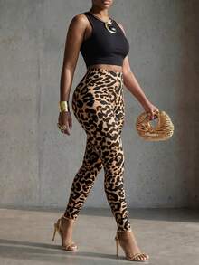 VaVaBold Legging Motif Leopard Nyaman untuk Aktivitas Luar Ruangan, Dalam Ruangan & Liburan, Motif Digital Penuh, Pakaian Musim Gugur untuk Wanita - MultiWarna - View 3