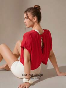 GLOWMODE Modal 大廓形短袖 T-shirt，後背挖洞設計，低強度瑜伽皮拉提斯日常休閒穿搭 - 紅色 - 查看 3