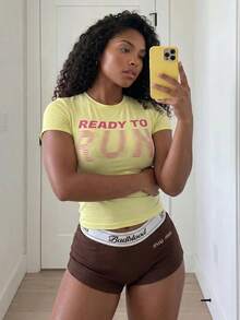 Zolique Letter Print Short Sleeve Slim Fit Sports T-Shirt - Light Yellow - View 5