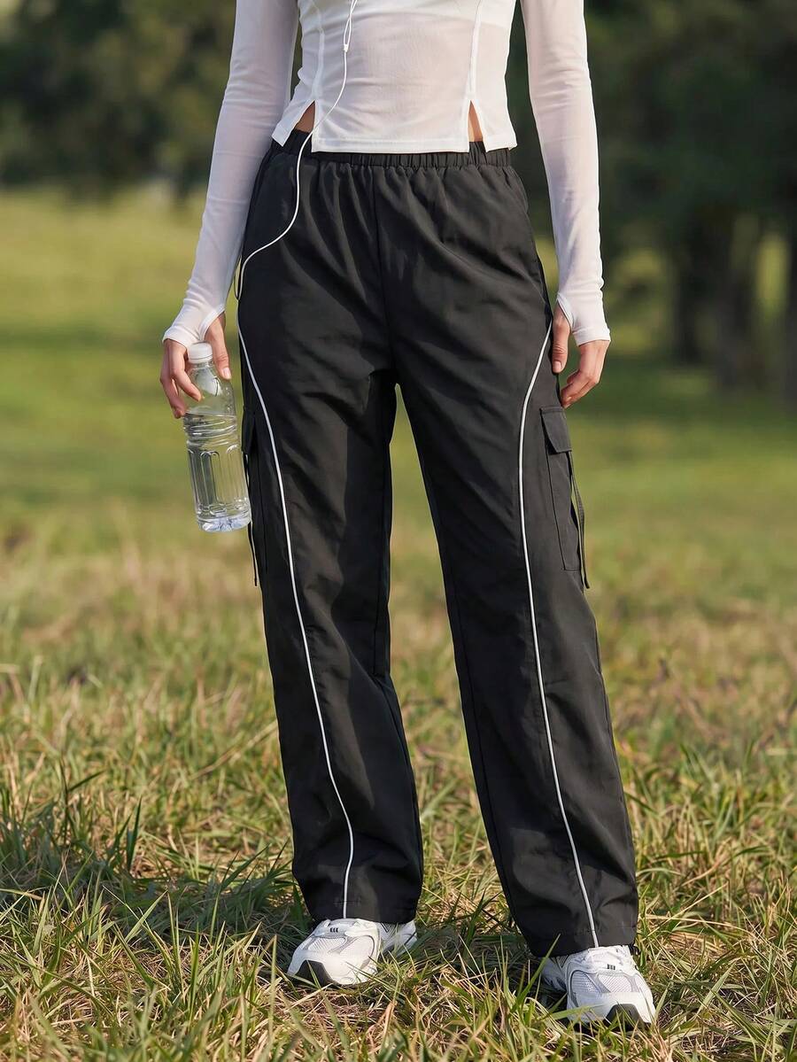 SHEIN Sports Women's Contrast Trim Cargo Outdoor Pants - Black - View 1