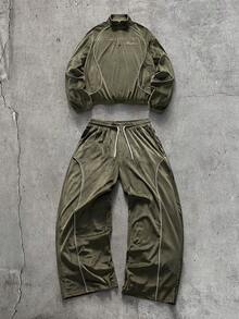 軍綠色