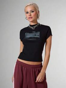 COUREZ Baby Tee With Front Graphic Print Y2K Streetwear Disco Grunge Punk Rock Cute Tops For Women Black Graphic Funny Shirts Casual Going Out Rave Concert - White - View 6