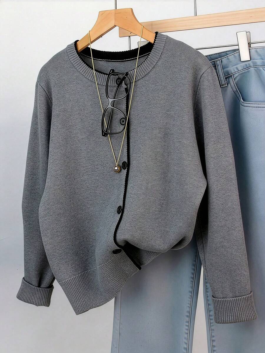 GlowEve CURVE Plus Size Casual Colorblock Button Round Neck Long Sleeve Cardigan - Grey - View 1