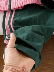 SHEIN Elladie kids 女童大童翡翠綠拼接長袖刺繡馬圖案布料直筒褲2件套運動休閒秋季服裝粉色 - 綠色 - 查看 5