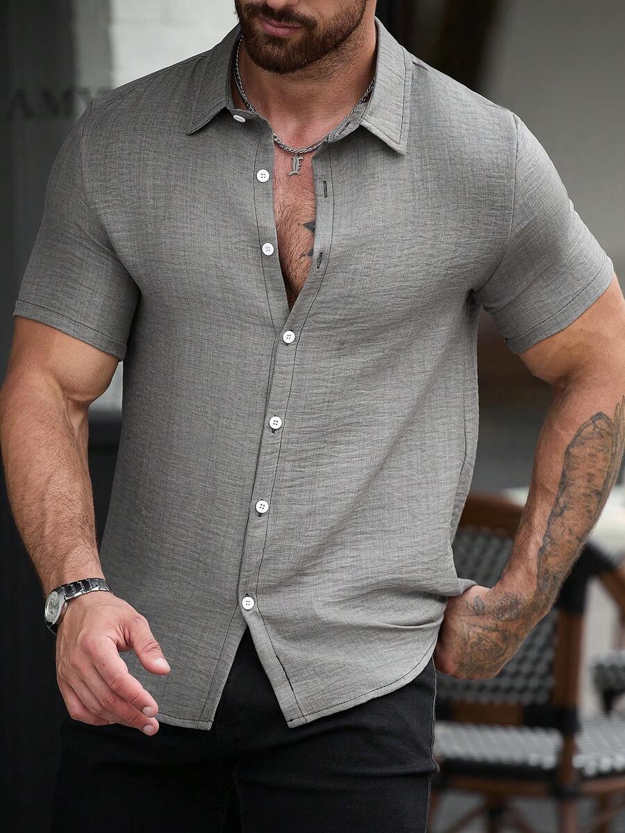 Manfinity CasualCool Men's Textured Fashion Holiday Single-Breasted Short Sleeve Shirt - Army Green - View 1