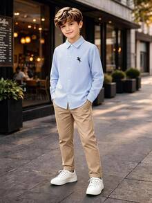 SHEIN 1件兒童青少年男孩藍白條紋單排扣短袖紋理休閒條紋領襯衫，秋冬款，休閒、學院風、舒適、時尚、簡約、實用、百搭、可愛、柔軟，適合日常穿著、上學、旅行、海邊度假 - 藍色 - 查看 5