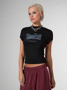COUREZ Baby Tee With Front Graphic Print Y2K Streetwear Disco Grunge Punk Rock Cute Tops For Women Black Graphic Funny Shirts Casual Going Out Rave Concert - White - View 1