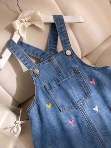 Elladie kids 女童可愛牛仔女孩風格多色愛心刺繡休閒牛仔吊裙，無袖復古藍色水洗寬鬆A字連身褲，秋季款 - 中等水洗藍 - 查看 4